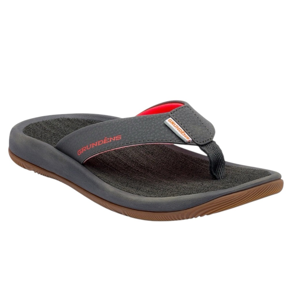 Grundens Women's Dark Gray Red Trim Waterproof Flip Flop Sandals‎ Size 7